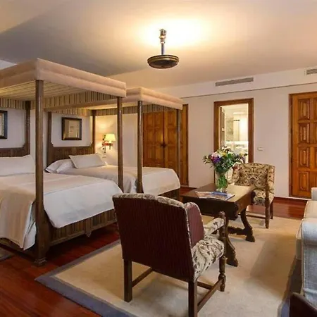 Parador De Santiago - Hostal Reis Catolicos Santiago de Compostela