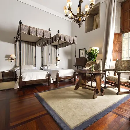 Hotel Parador De Santiago - Hostal Reis Catolicos Santiago de Compostela