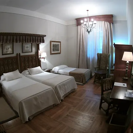 Hotel Parador De Santiago - Hostal Reis Catolicos Santiago de Compostela