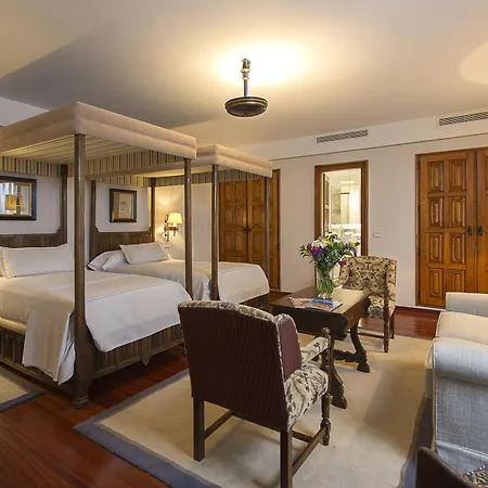 Parador De Santiago - Hostal Reis Catolicos Hotel 5*