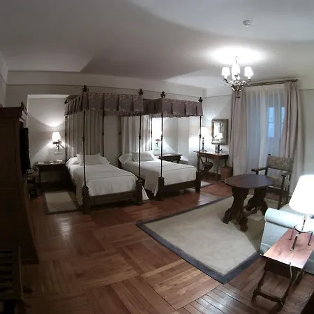 Parador De Santiago - Hostal Reis Catolicos