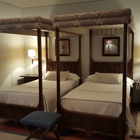 Parador De Santiago - Hostal Reis Catolicos Hotel
