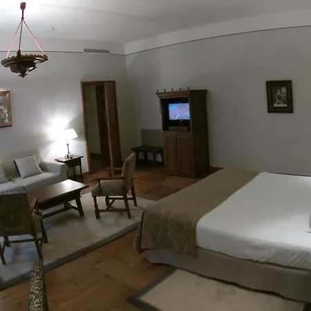 Parador De Santiago - Hostal Reis Catolicos